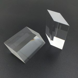 Uncoated rhombus prism